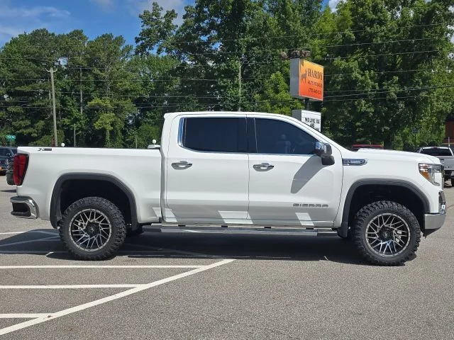 Used 2021 White GMC SLT image 6