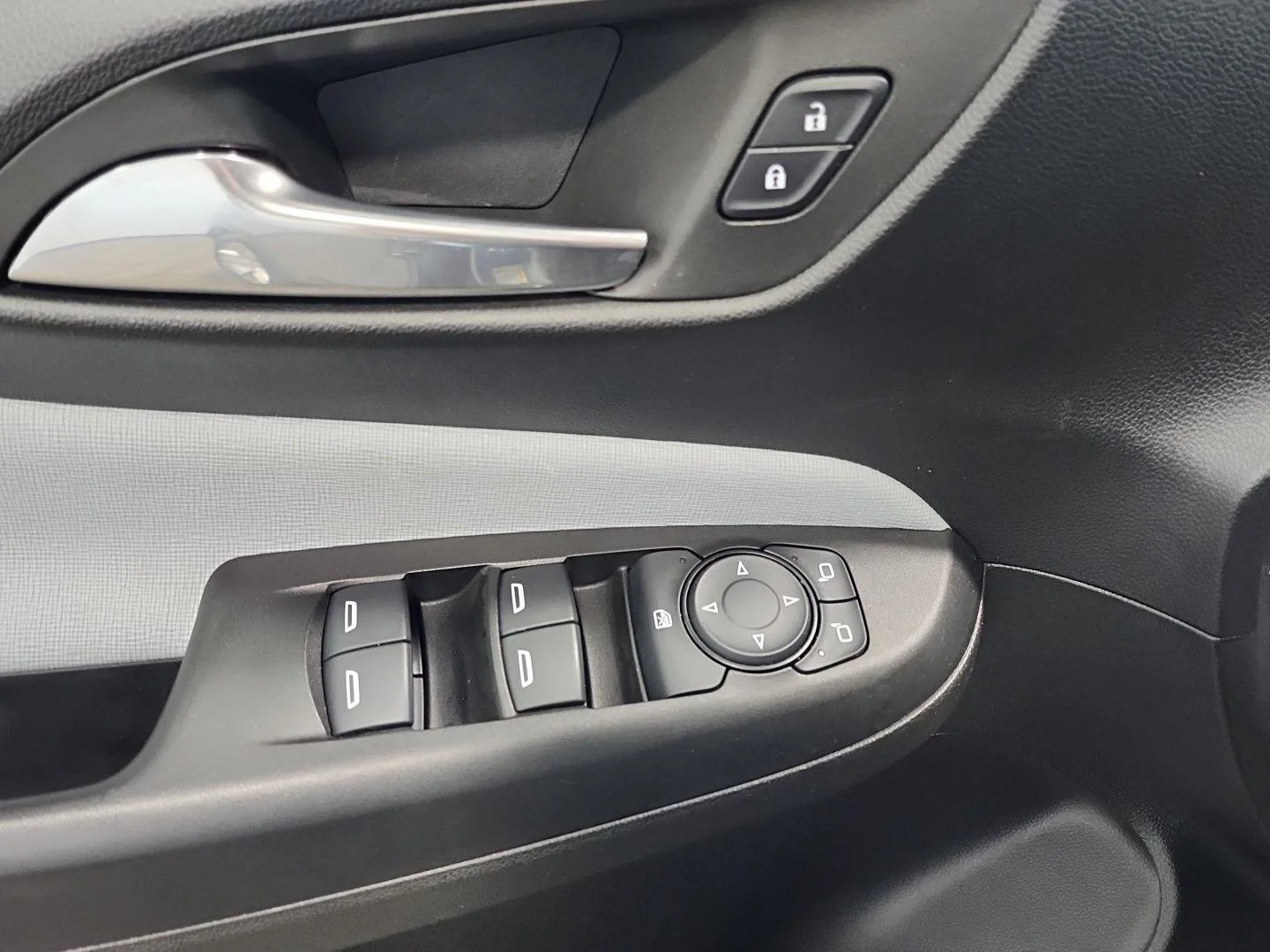 Used 2024 Gray Metallic Buick Preferred image 20