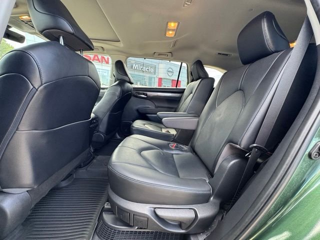 Used 2023 Cypress Toyota Hybrid Limited image 37