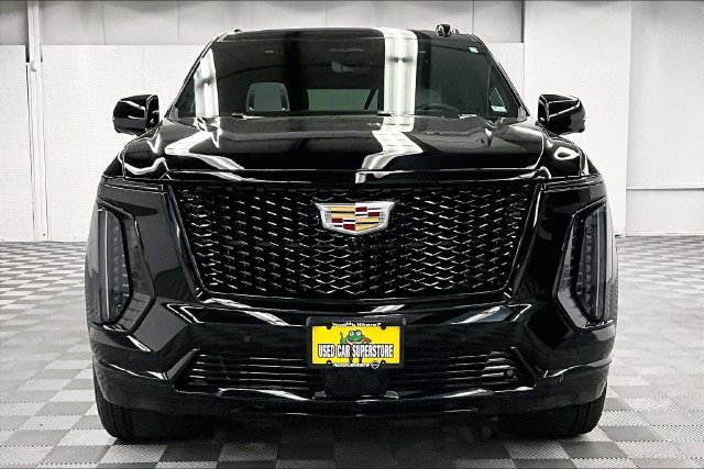 Used 2025 Black Raven Cadillac Sport Platinum image 4