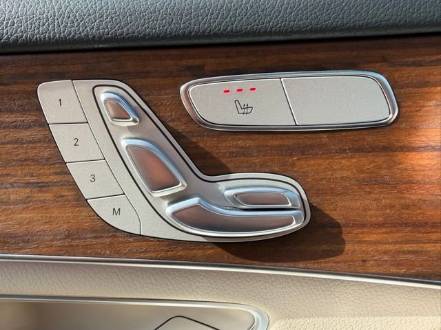 Certified Used 2022 Blue Mercedes-Benz GLC 300 image 14