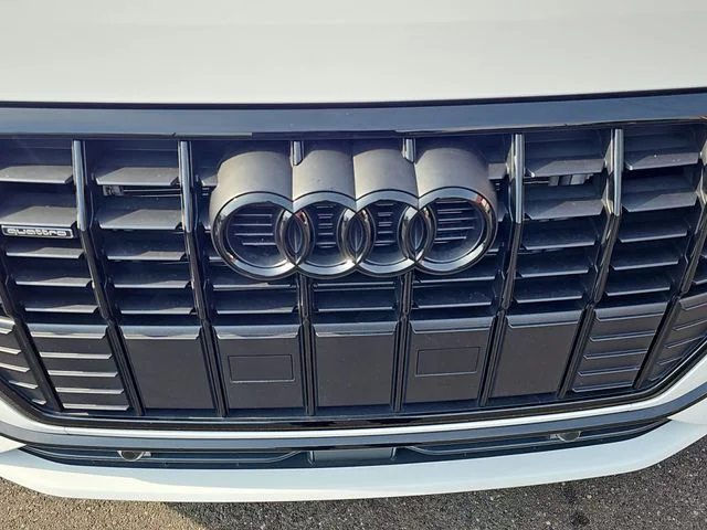 Used 2025 White Audi Premium image 34
