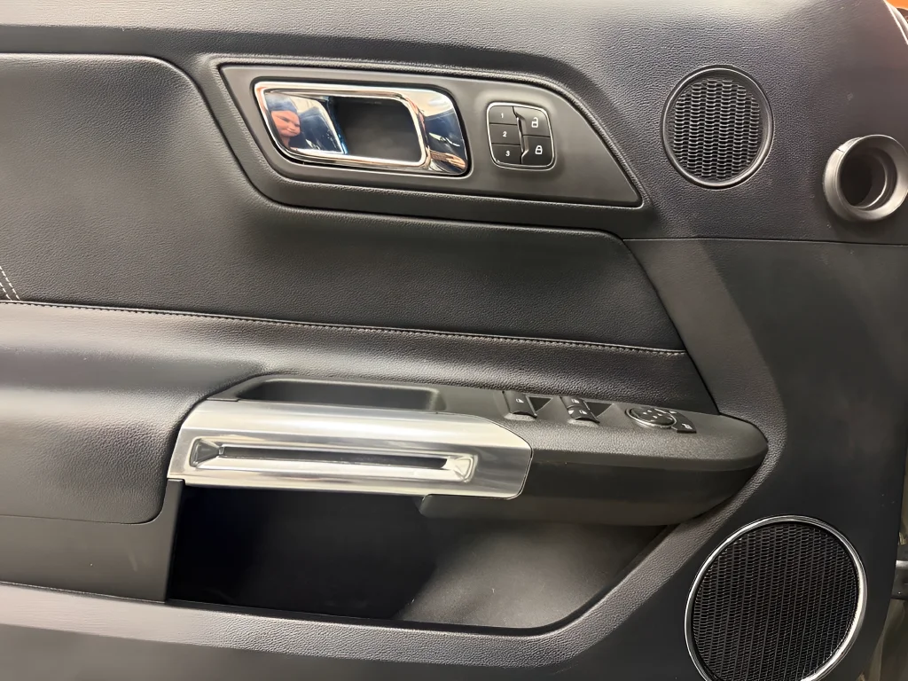 Used 2017 Gray Ford GT Premium image 11