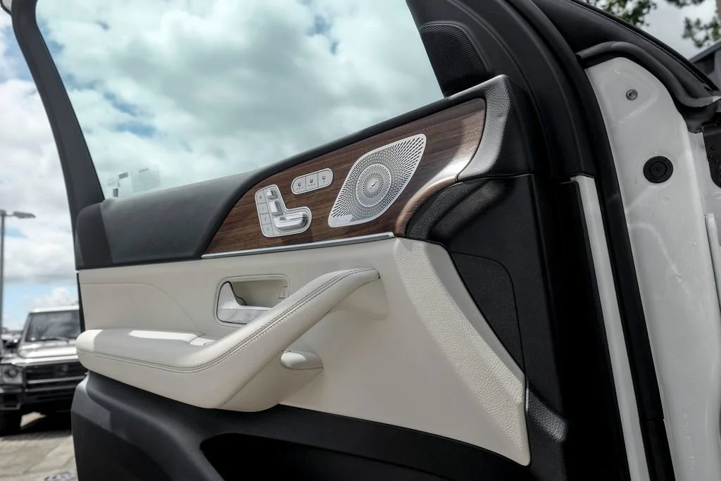 New 2026 Polar White Mercedes-Benz GLE 450e image 48