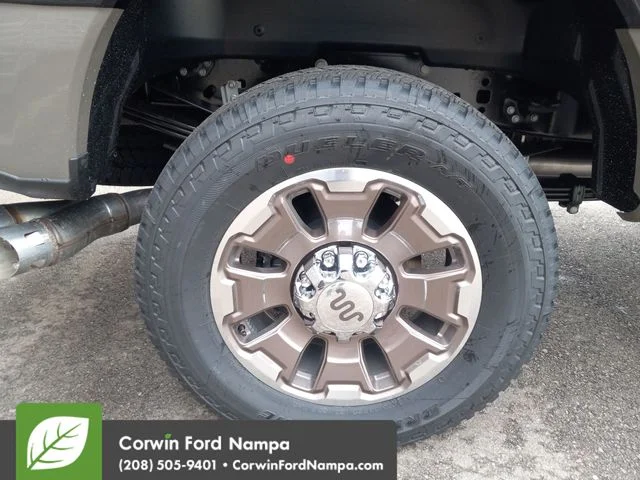 New 2026 Agate Black Metallic Ford King Ranch image 33