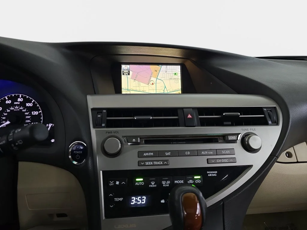 Used 2010 White Lexus 450h image 22