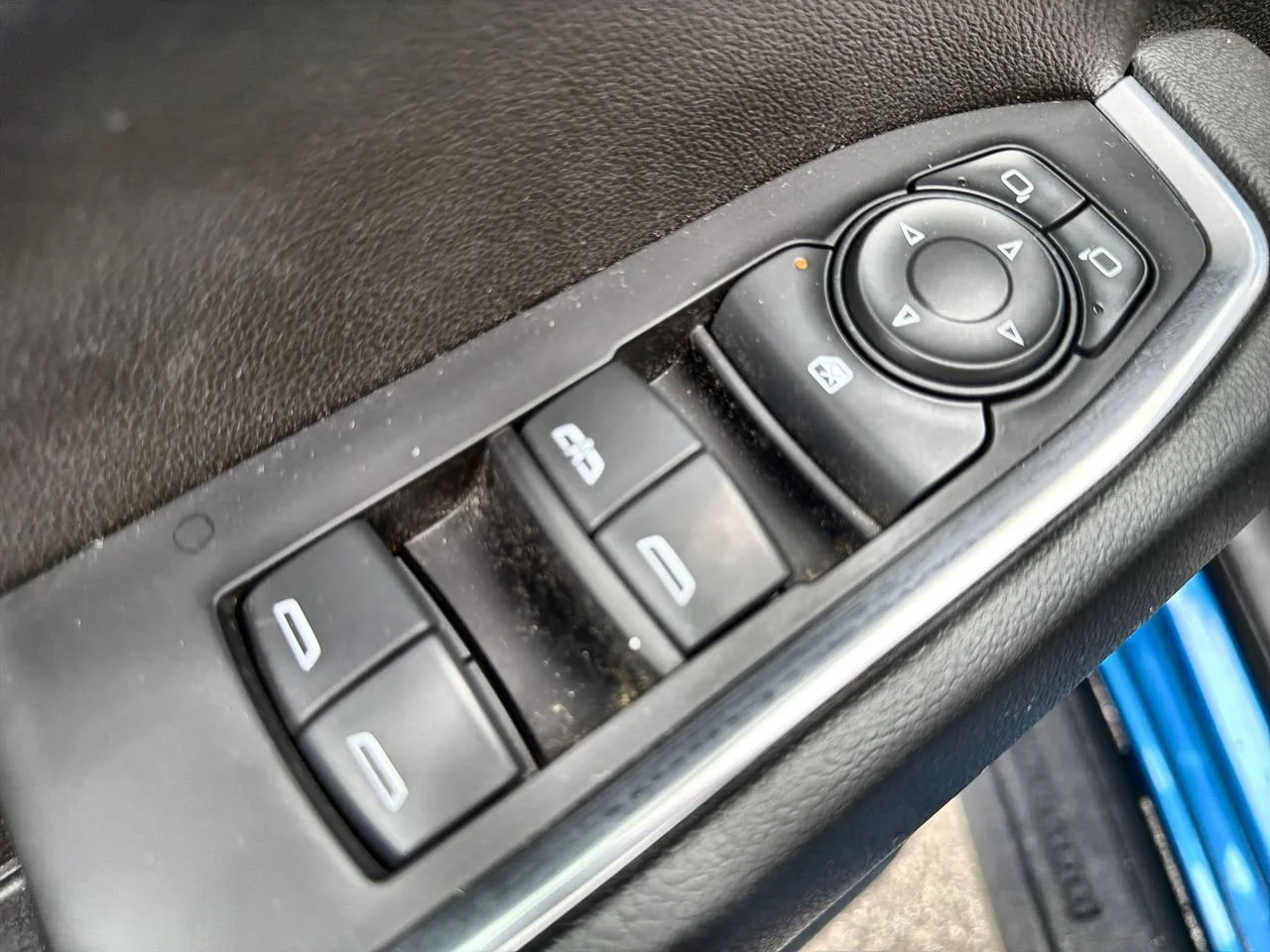 Used 2022 Glacier Blue Metallic Chevrolet LT Trail Boss image 19