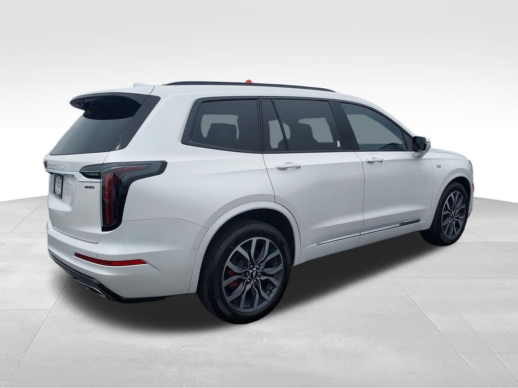 Used 2023 White Cadillac Sport image 5