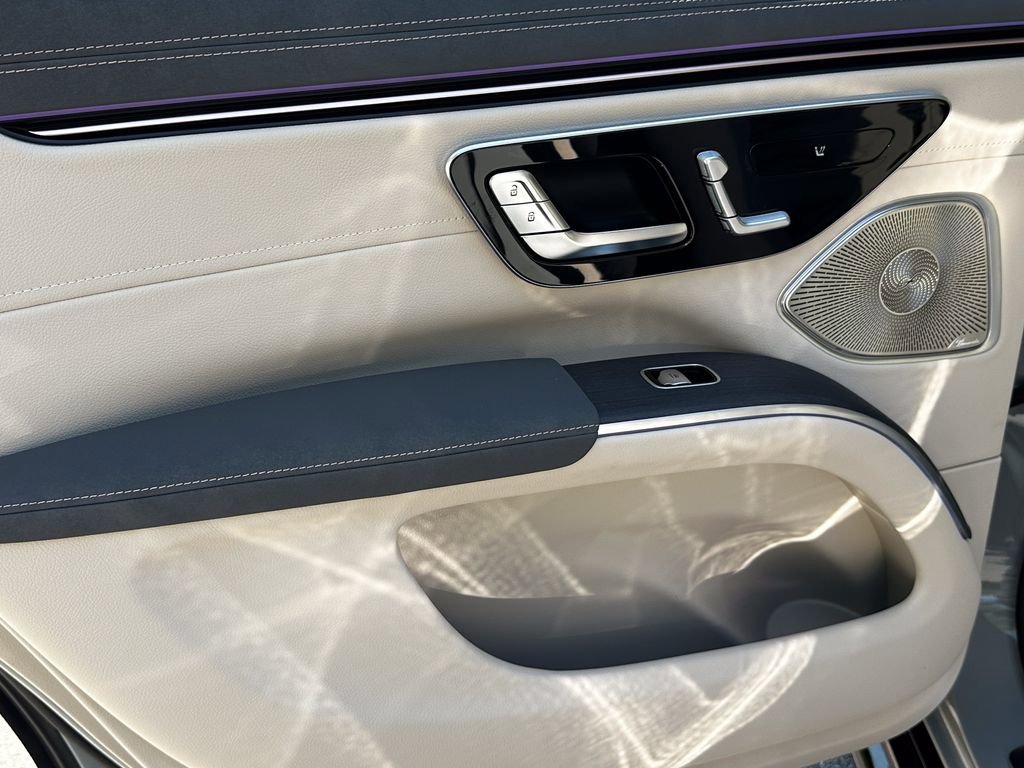 New 2026 MANUFAKTUR Alpine Grey Mercedes-Benz EQS 400 image 65