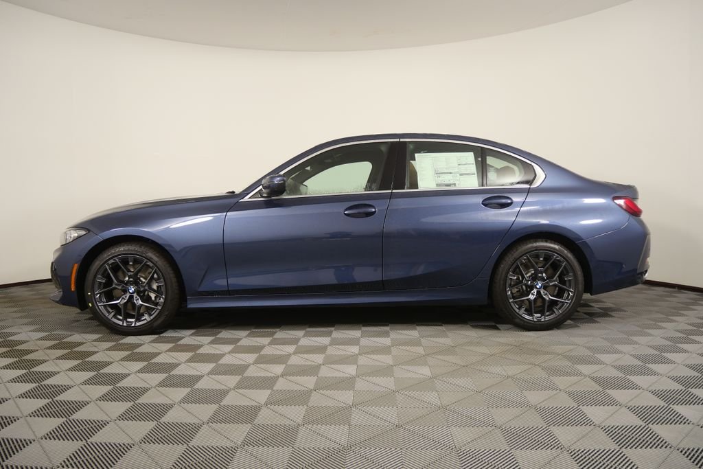 New 2026 Arctic Race Blue metallic BMW 330i xDrive image 7