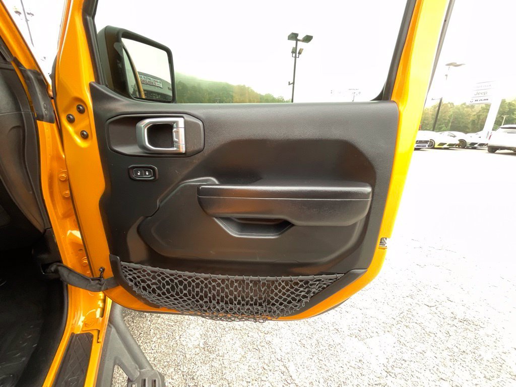 Used 2021 Orange Jeep Mojave image 21
