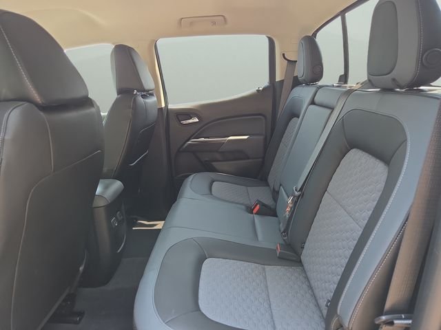 Used 2019 Pacific Blue Metallic Chevrolet Z71 image 31