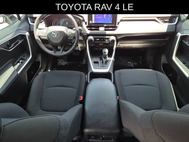 2025 Toyota RAV4 LE - Photo 20
