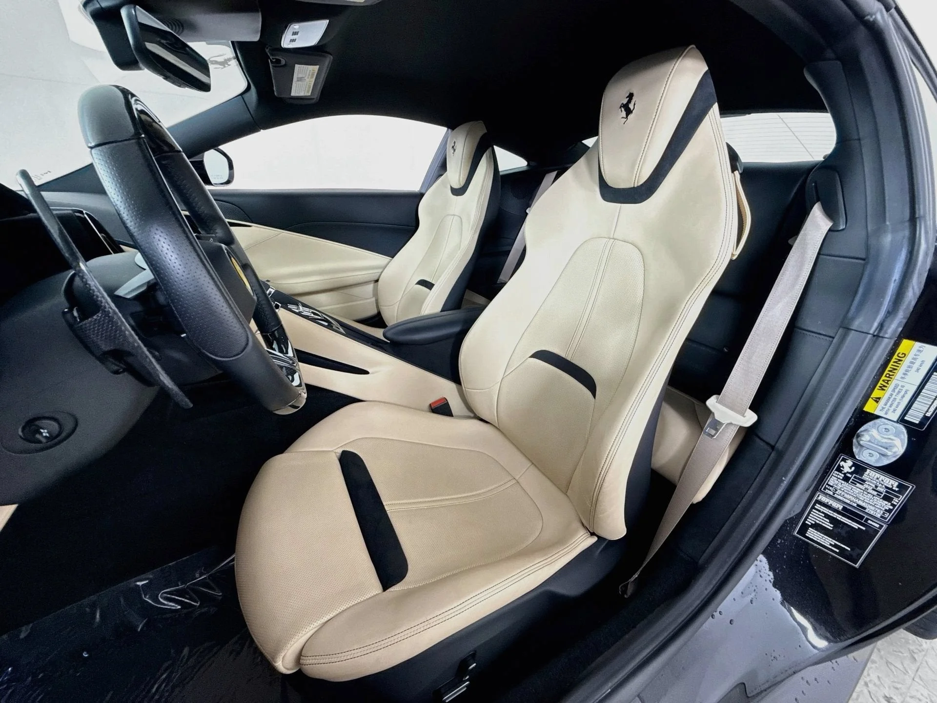 Certified Used 2021 Nero Daytona Ferrari Base image 9