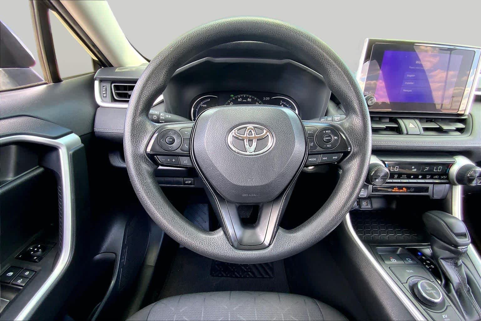 Used 2024 Magnetic Gray Metallic Toyota Hybrid XLE image 6