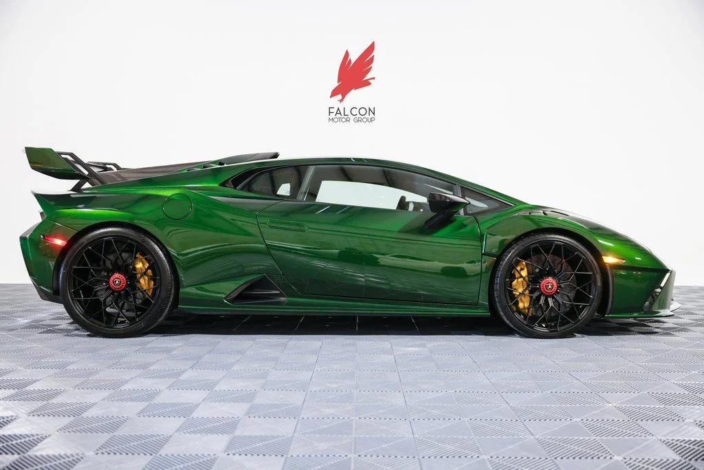 2022 Lamborghini Huracan STO Coupe's photo