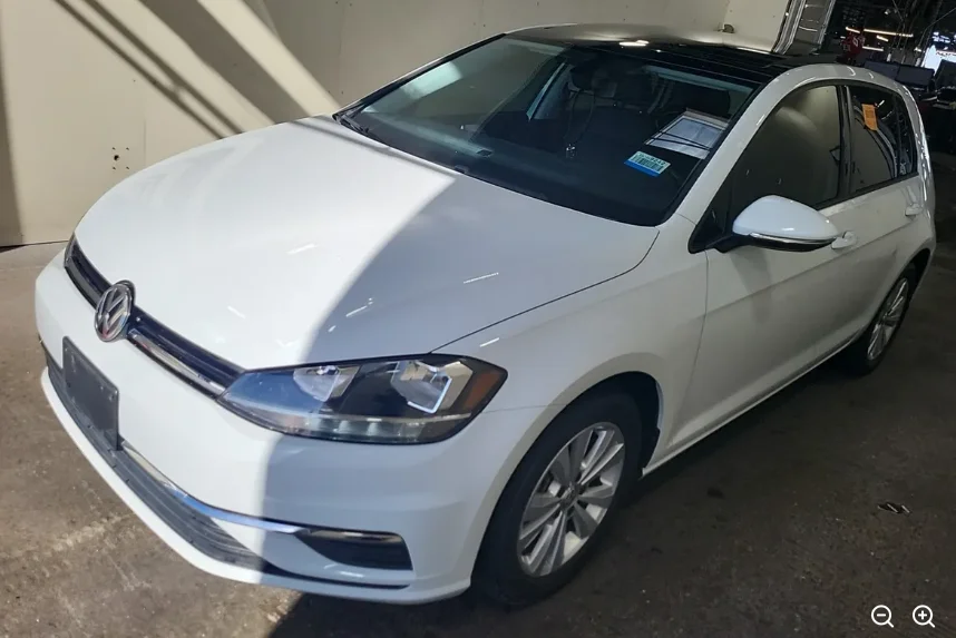 Used 2021 White Volkswagen 1.4T TSI image 1