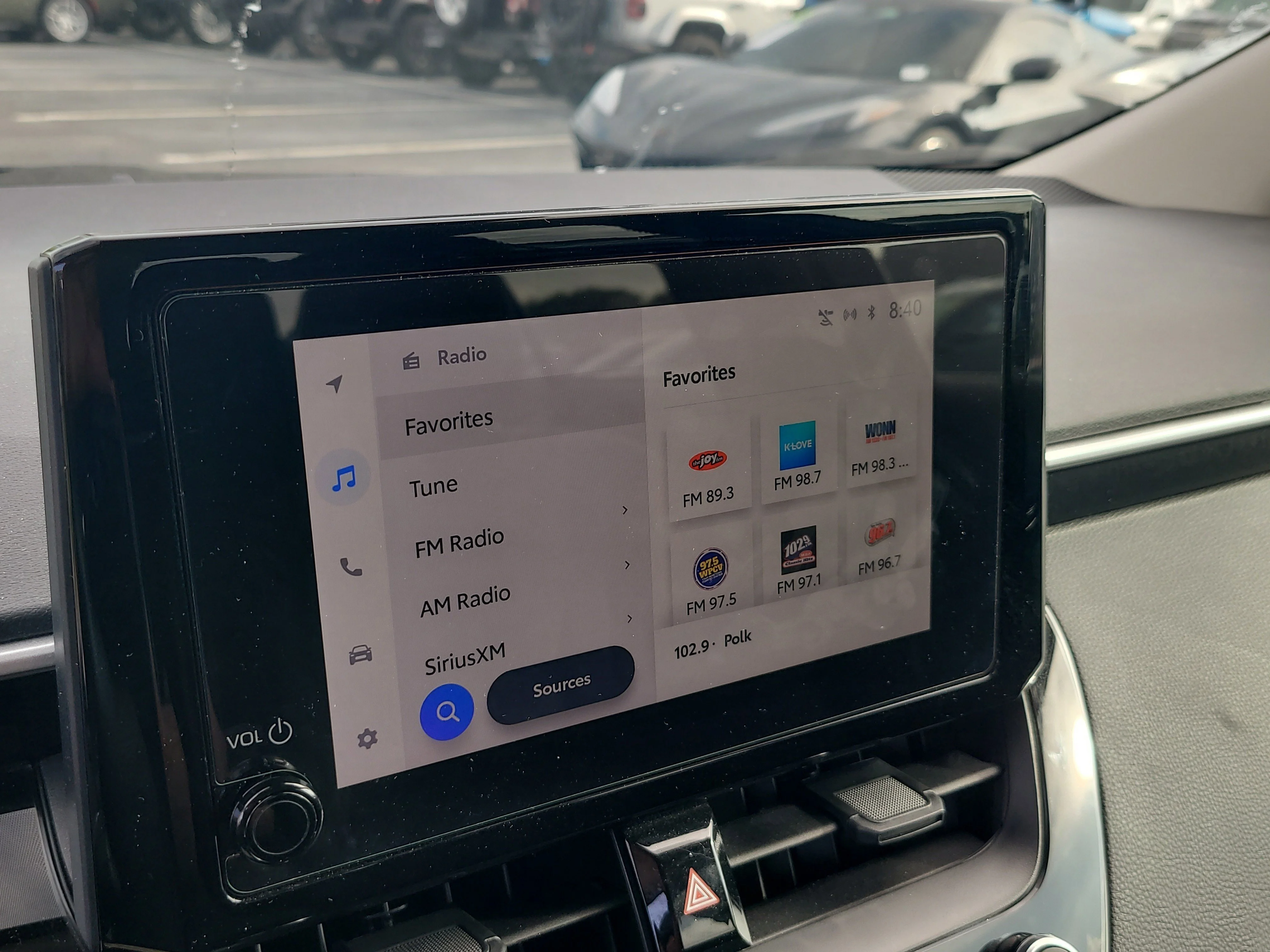 Used 2025 Ice Toyota LE image 20