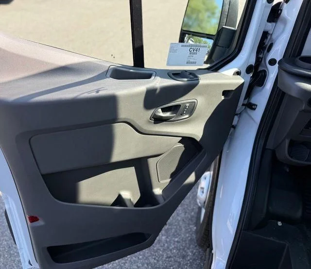 New 2026 Oxford White Ford Cargo Van image 14