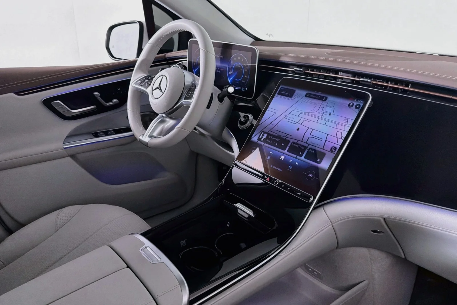Certified Used 2025 Polar White Mercedes-Benz 350+ image 18