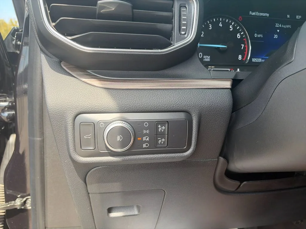 Used 2020 Black Ford Limited image 33