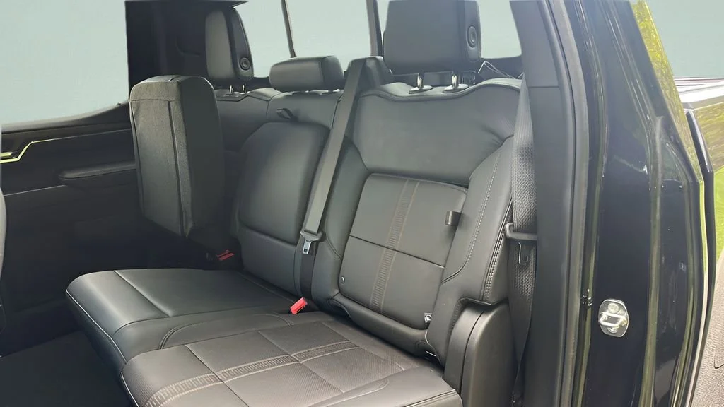 Used 2024 Dark Ash Metallic Chevrolet High Country image 28