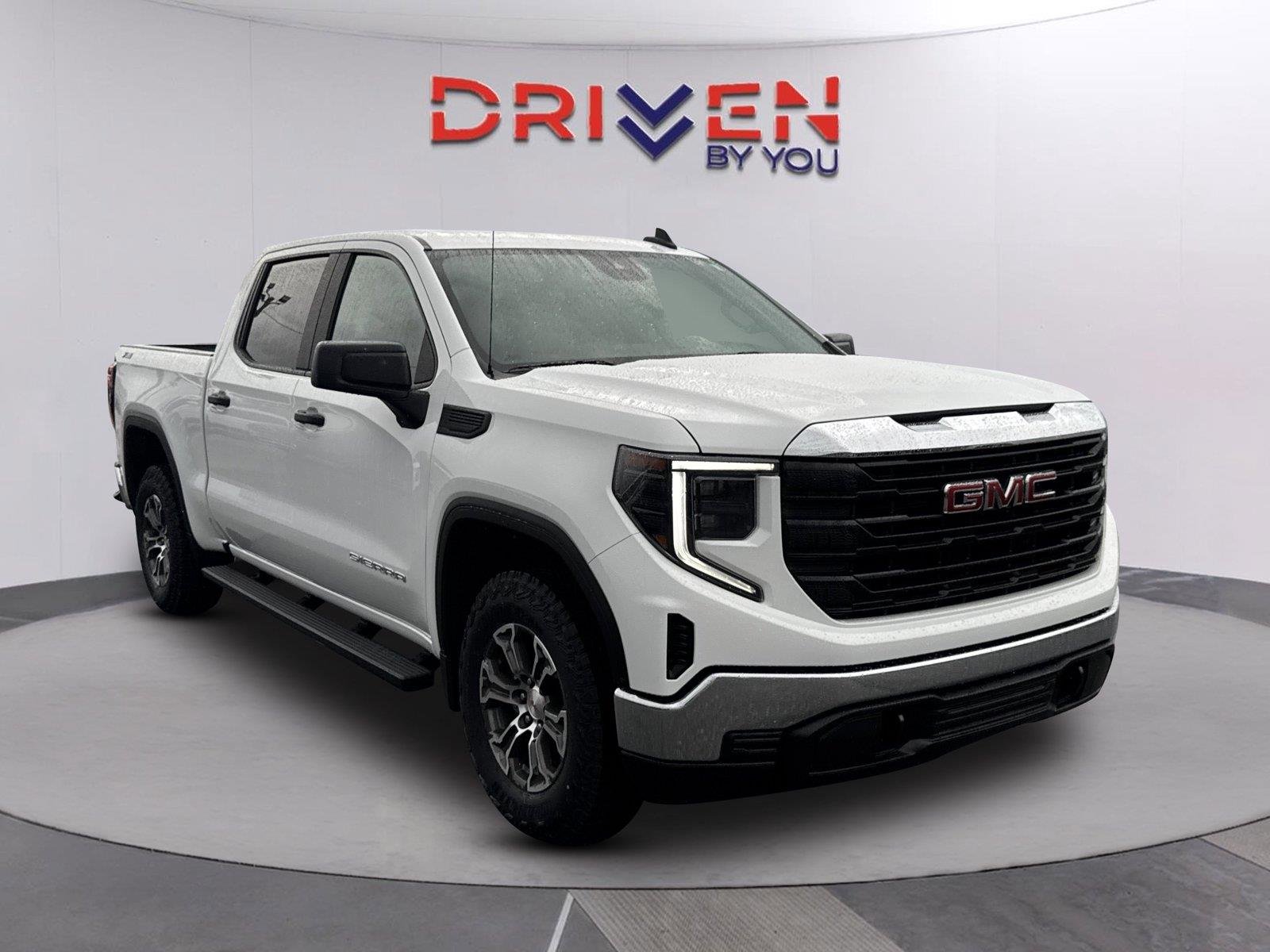 Used 2025 Summit White GMC Pro image 2