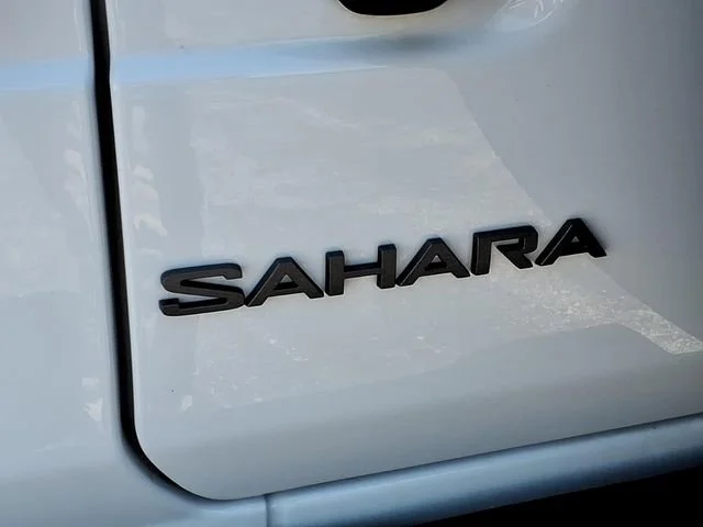 Used 2026  Jeep Sahara image 21