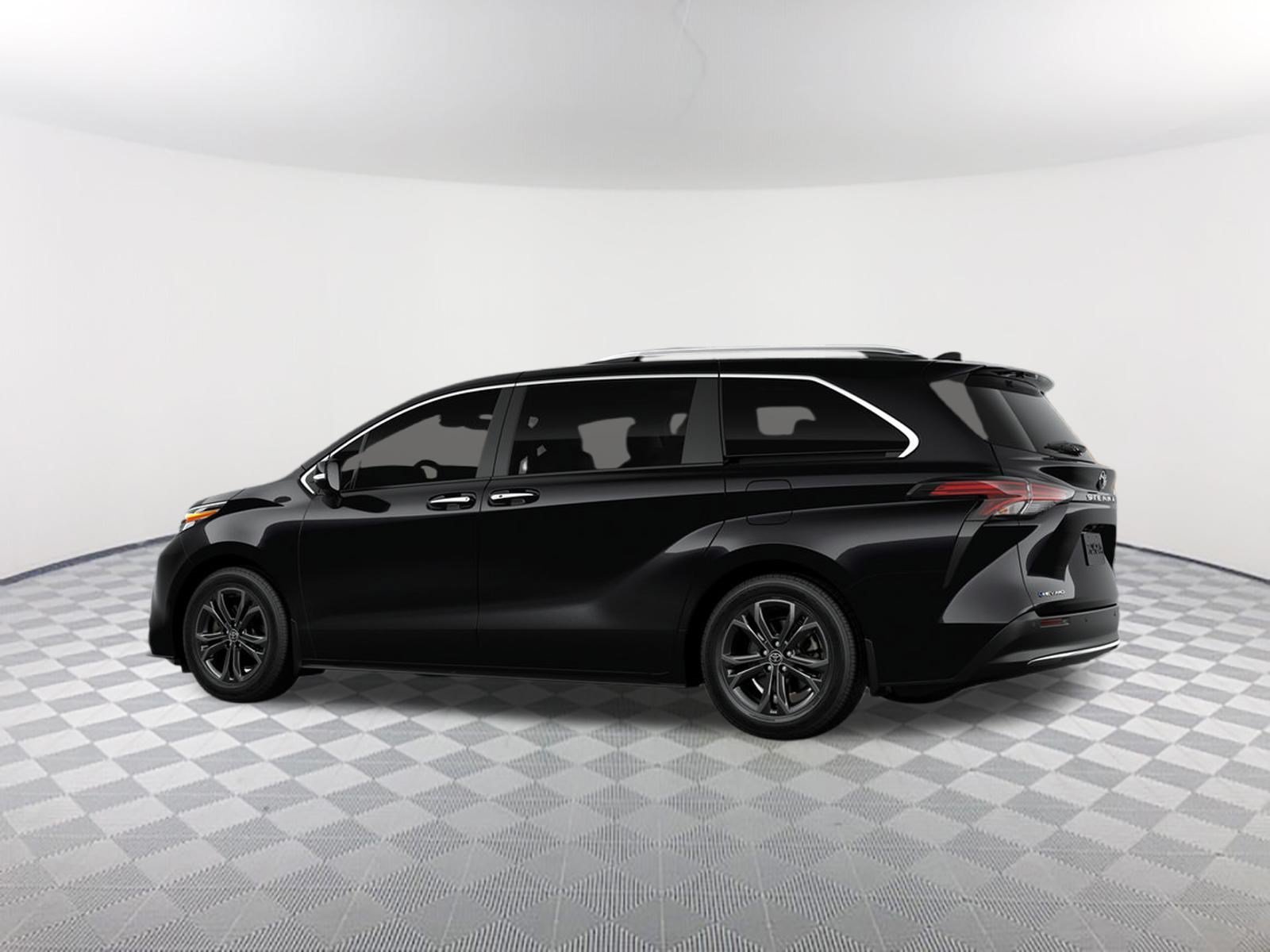 New 2026 Midnight Black Met Toyota Platinum image 5