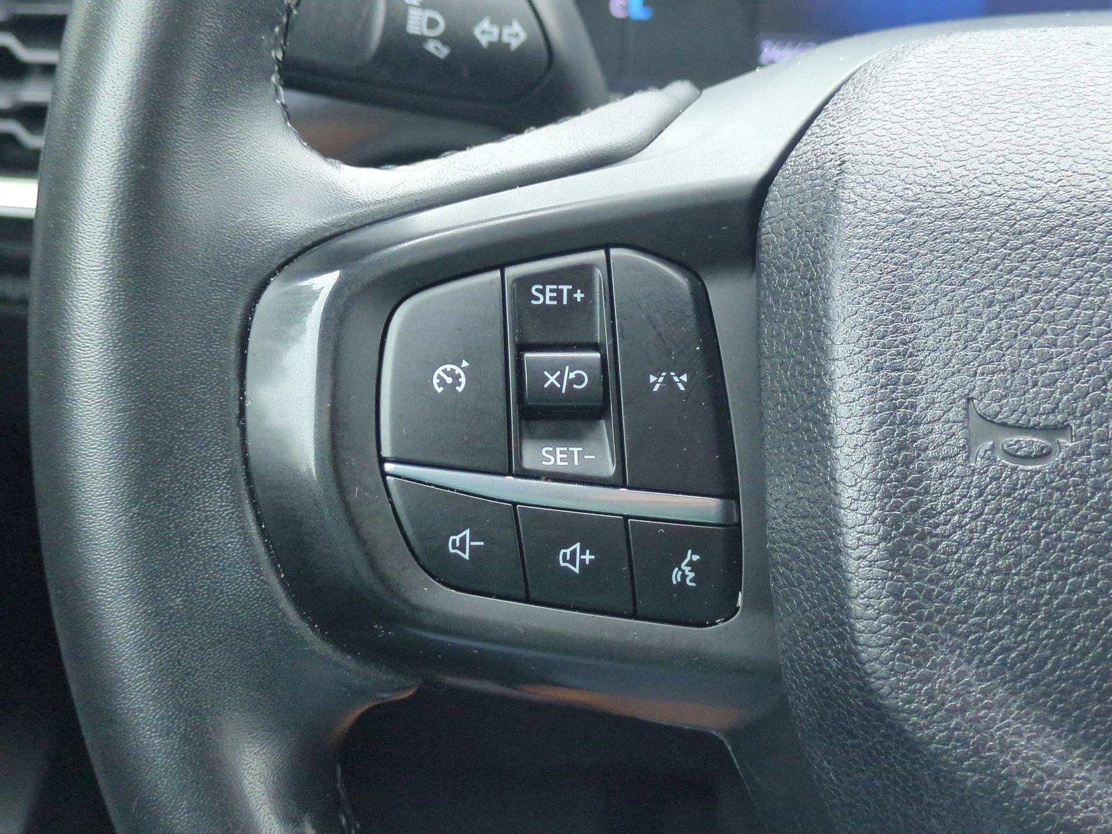 Used 2024 Carbonized Gray Metallic Ford XLT image 19