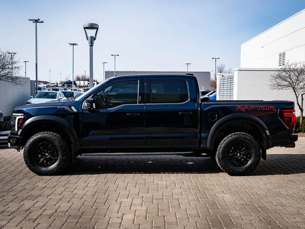 2024 Ford F-150 Raptor - Photo 11
