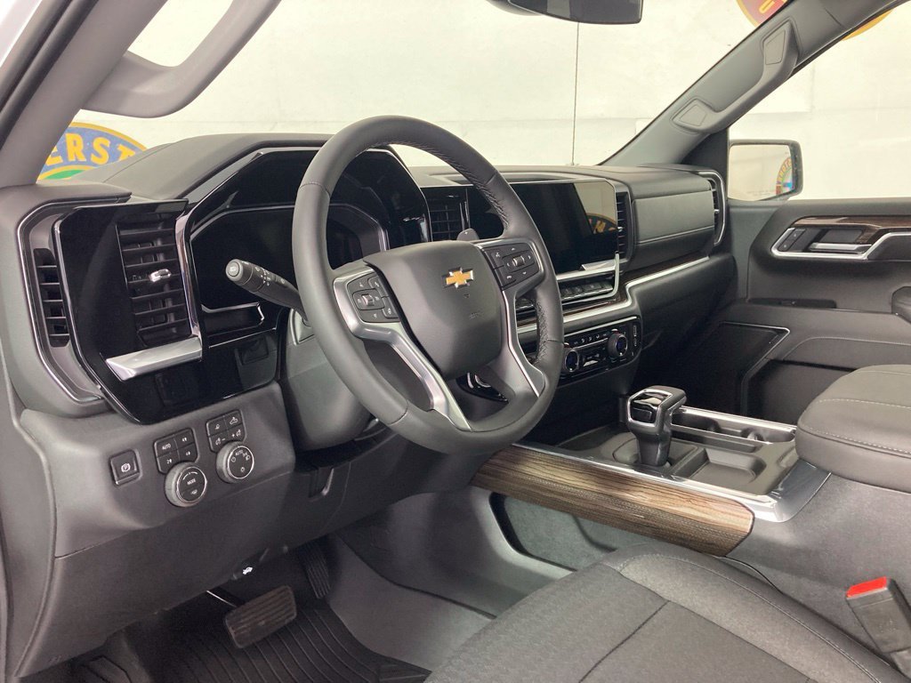 2026 Chevrolet Silverado 1500 LT - Photo 12
