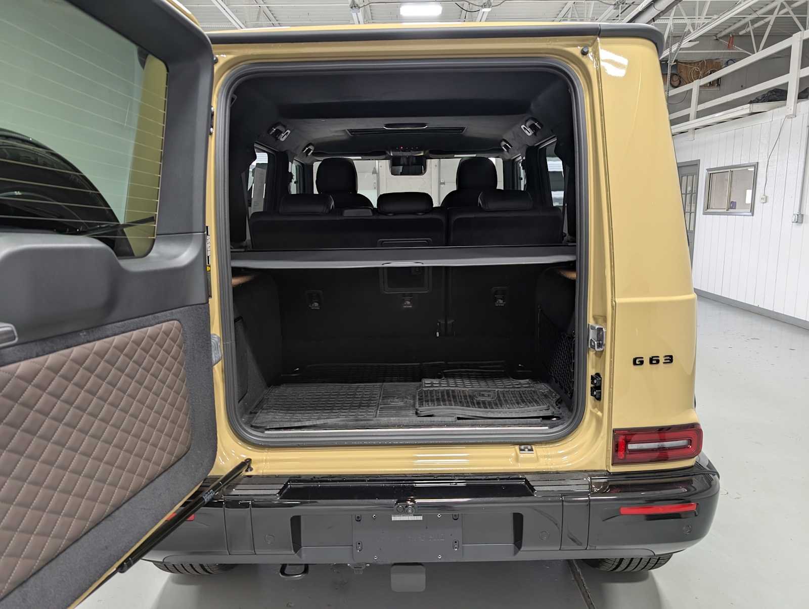 Certified Used 2025 MANUFAKTUR Signature Desert Sand Mercedes-Benz AMG® G 63 image 34