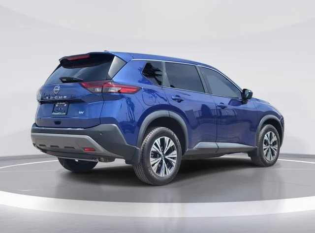 Used 2023 Caspian Blue Metallic Nissan SV image 4