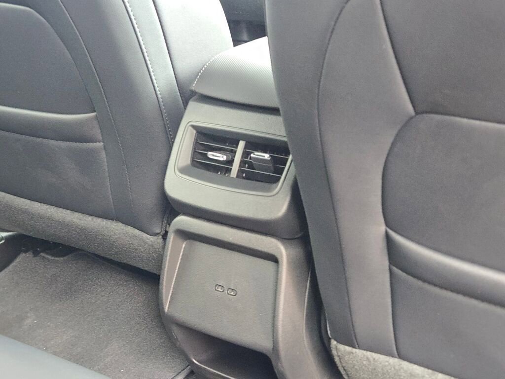 2025 Chevrolet Equinox EV RS - Photo 10