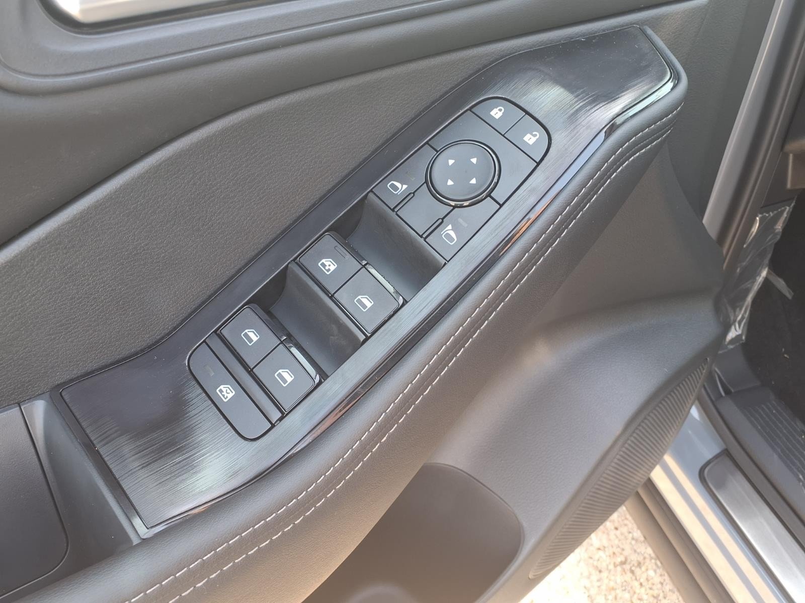 New 2026 Boulder Gray Pearl Nissan Dark Armor image 23