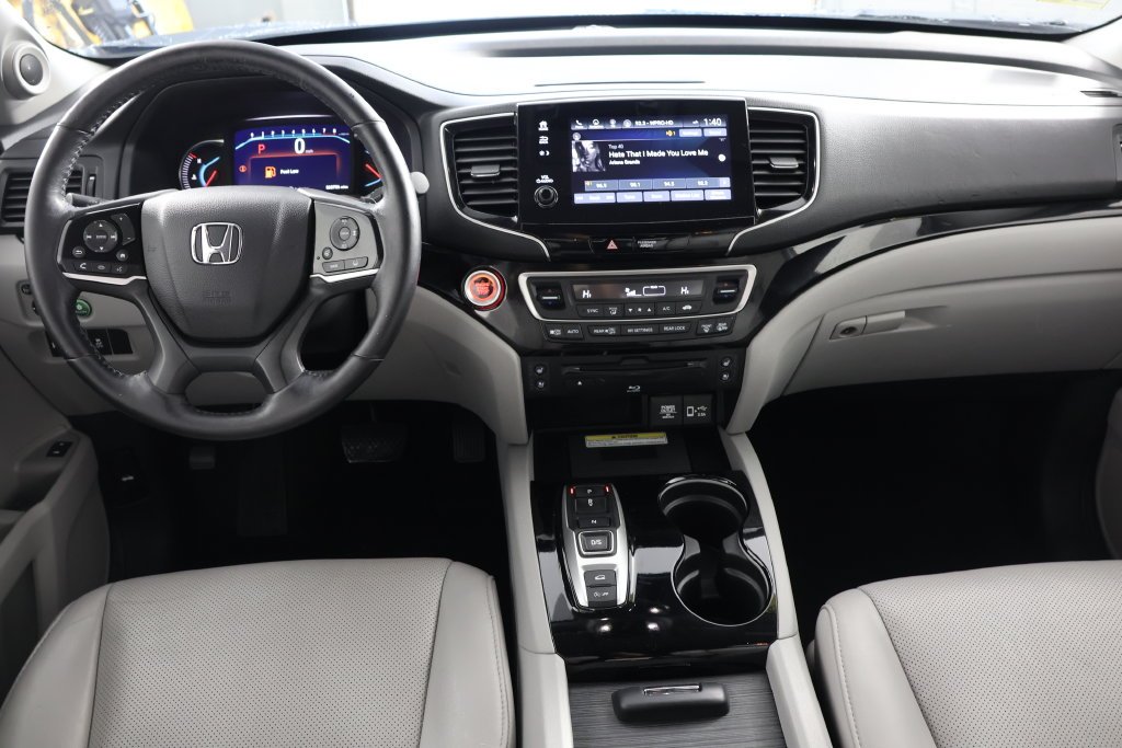 Used 2021  Honda Elite image 2