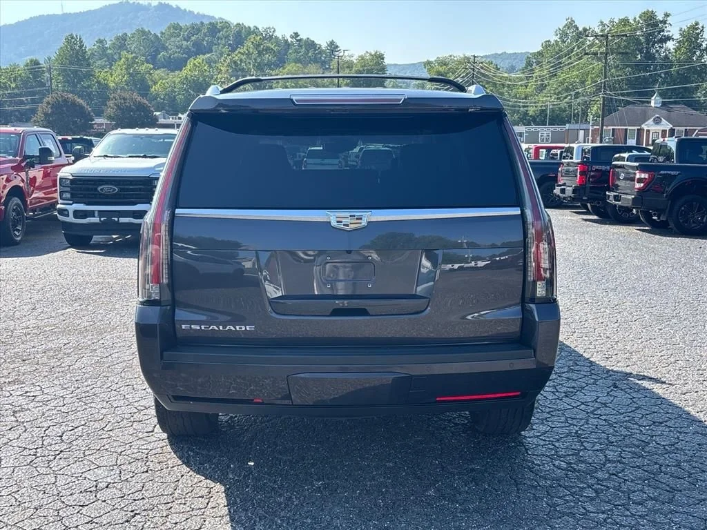 Used 2015 Gray Cadillac Premium image 6
