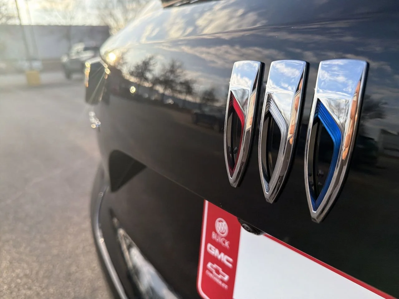 New 2026 Ebony Twilight Metallic Buick Avenir image 26