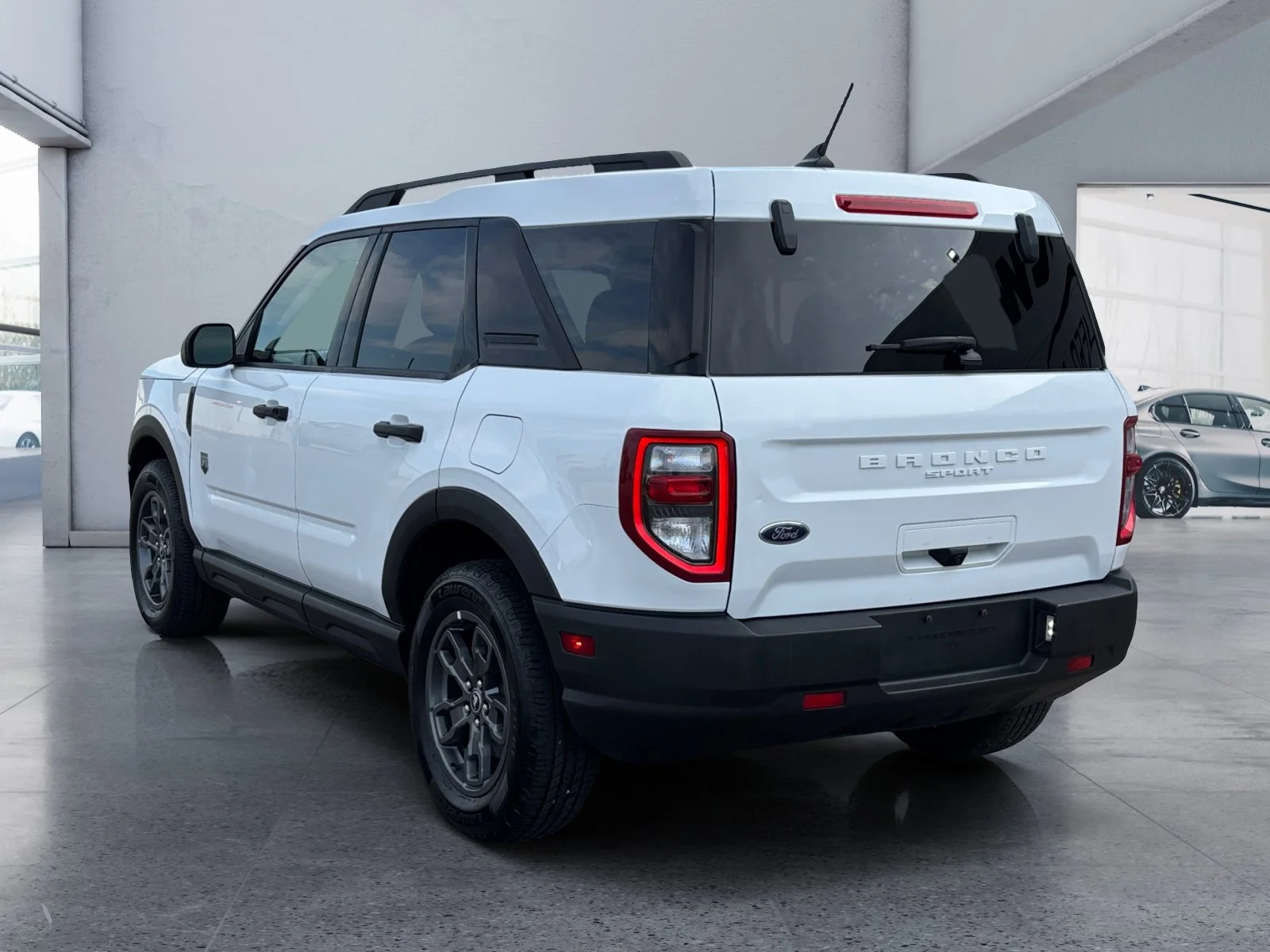 Used 2024 White Ford Big Bend image 3