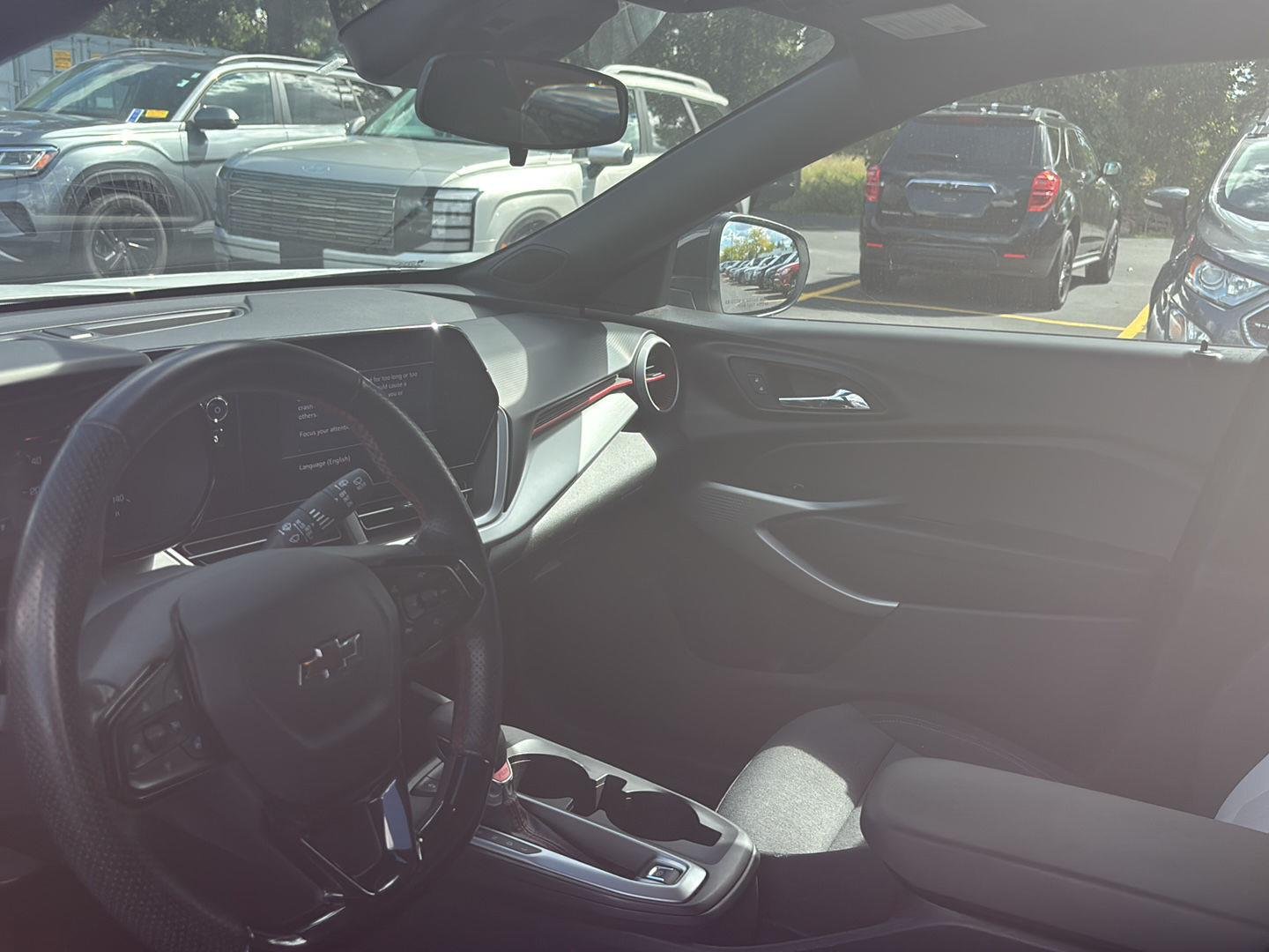 Used 2024 Summit White Chevrolet 1RS image 15