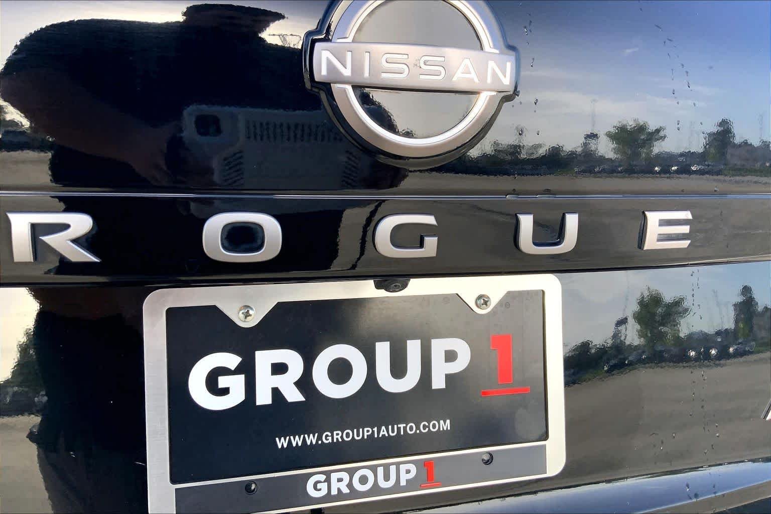 Used 2024 Super Black Nissan S image 10
