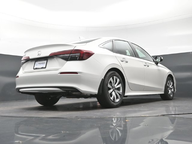 New 2026 Platinum White Pearl Honda LX image 22
