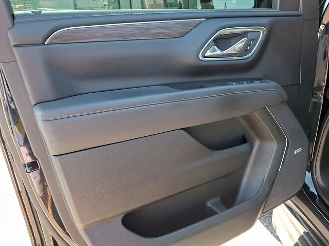 Used 2023 Black Chevrolet LT image 13