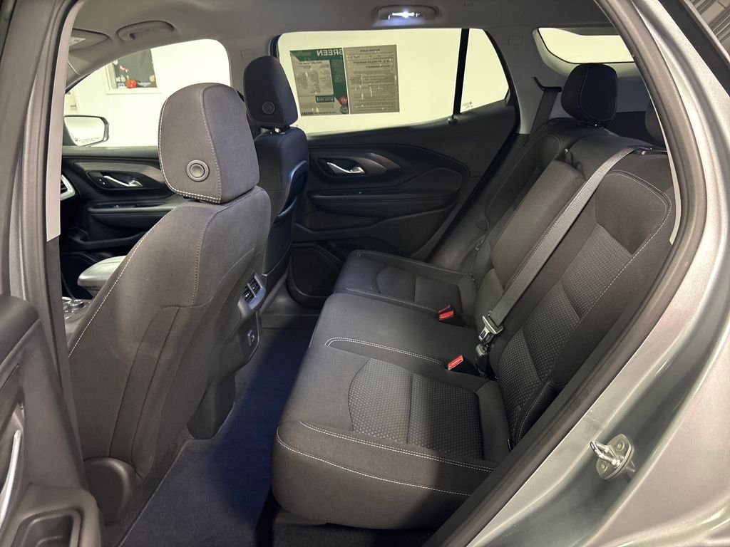 Used 2023 Silver GMC SLE image 31
