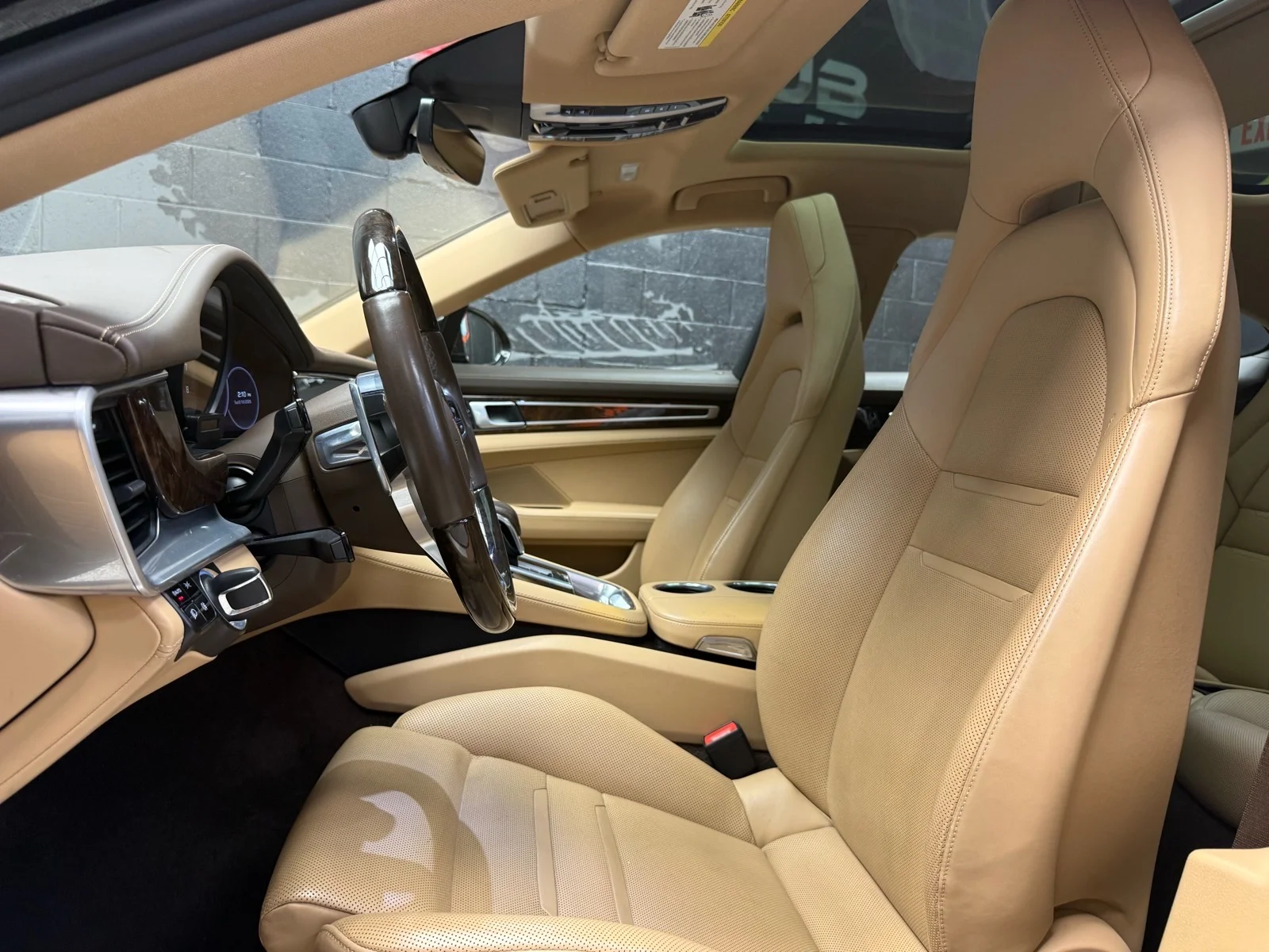 Used 2018 Black (a1) Porsche 4 image 7