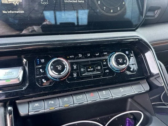 Used 2024 Silver GMC AT4 image 41