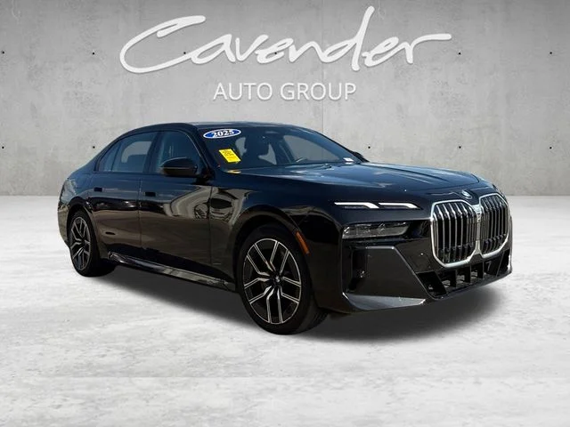 Used 2025 Black BMW 740i image 2