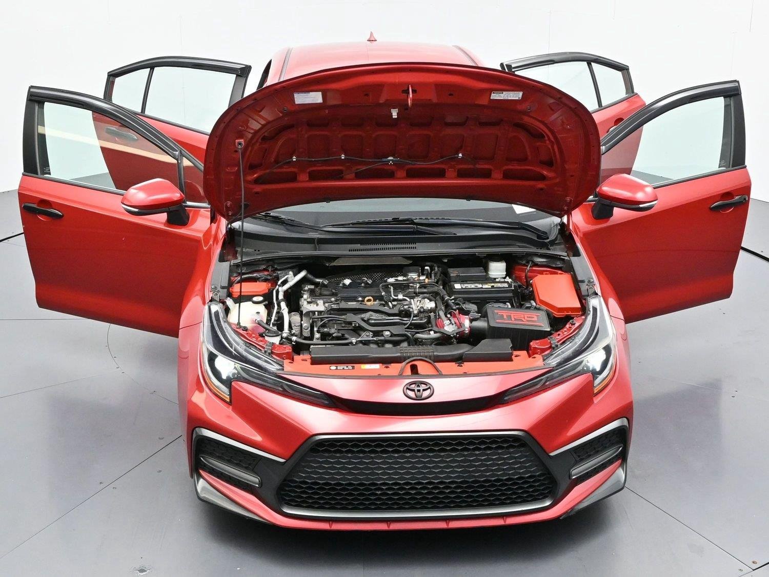 Used 2020 Barcelona Red Metallic Toyota SE image 39