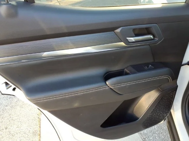 Used 2026 Summit White GMC Elevation image 15